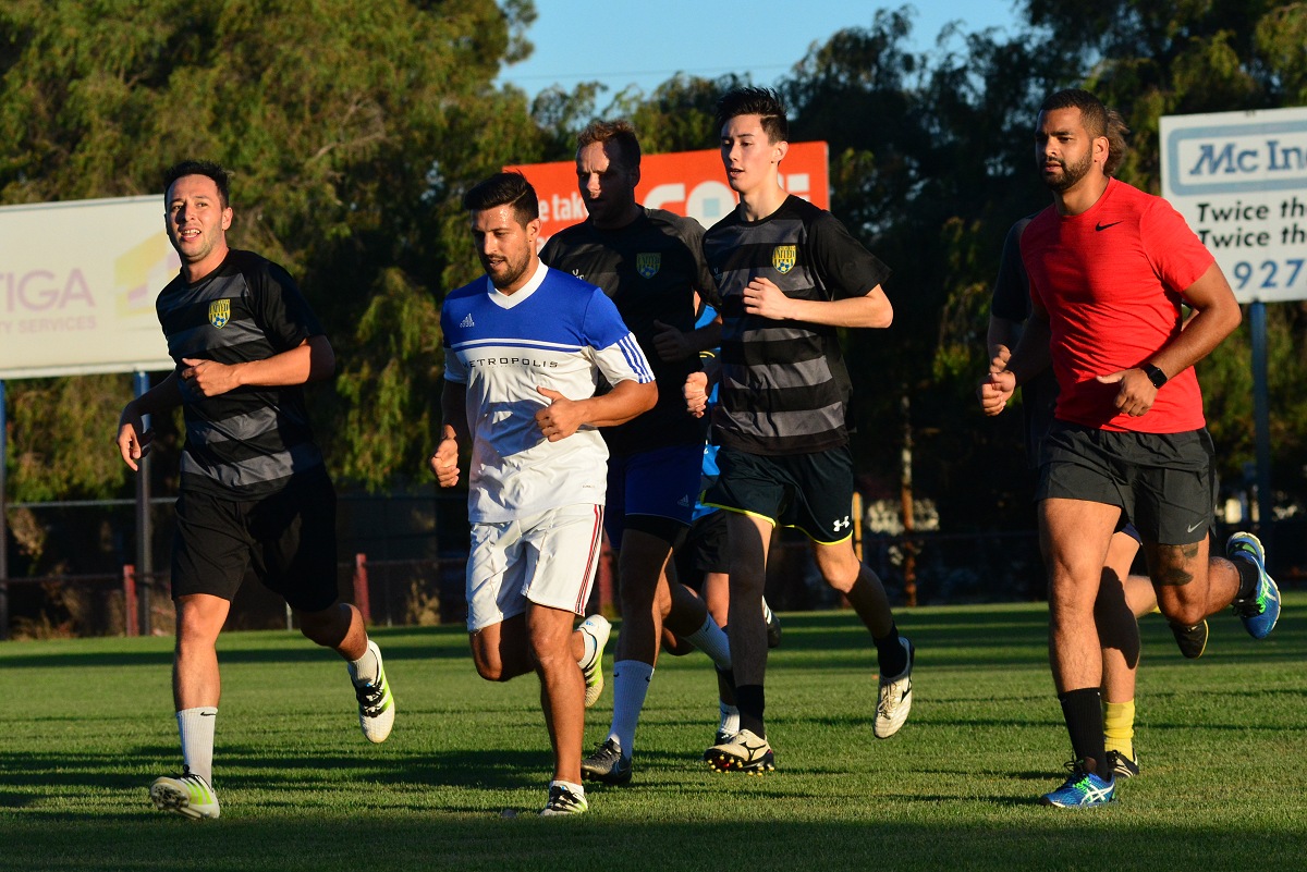 2017_01_10_Inglewood_pre-season_training_1253